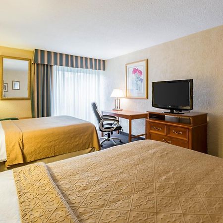 Doniphan Quality Inn And Conference Center I-80 Grand Island מראה חיצוני תמונה