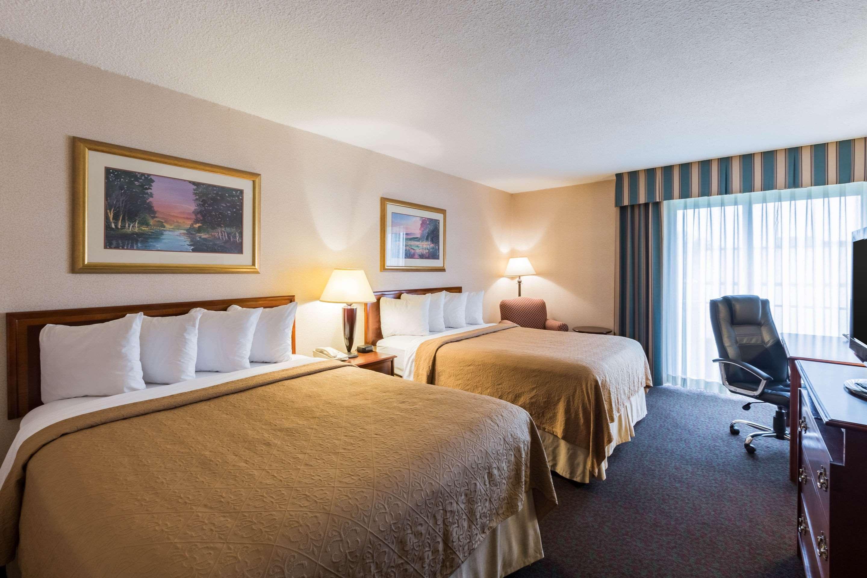 Doniphan Quality Inn And Conference Center I-80 Grand Island מראה חיצוני תמונה