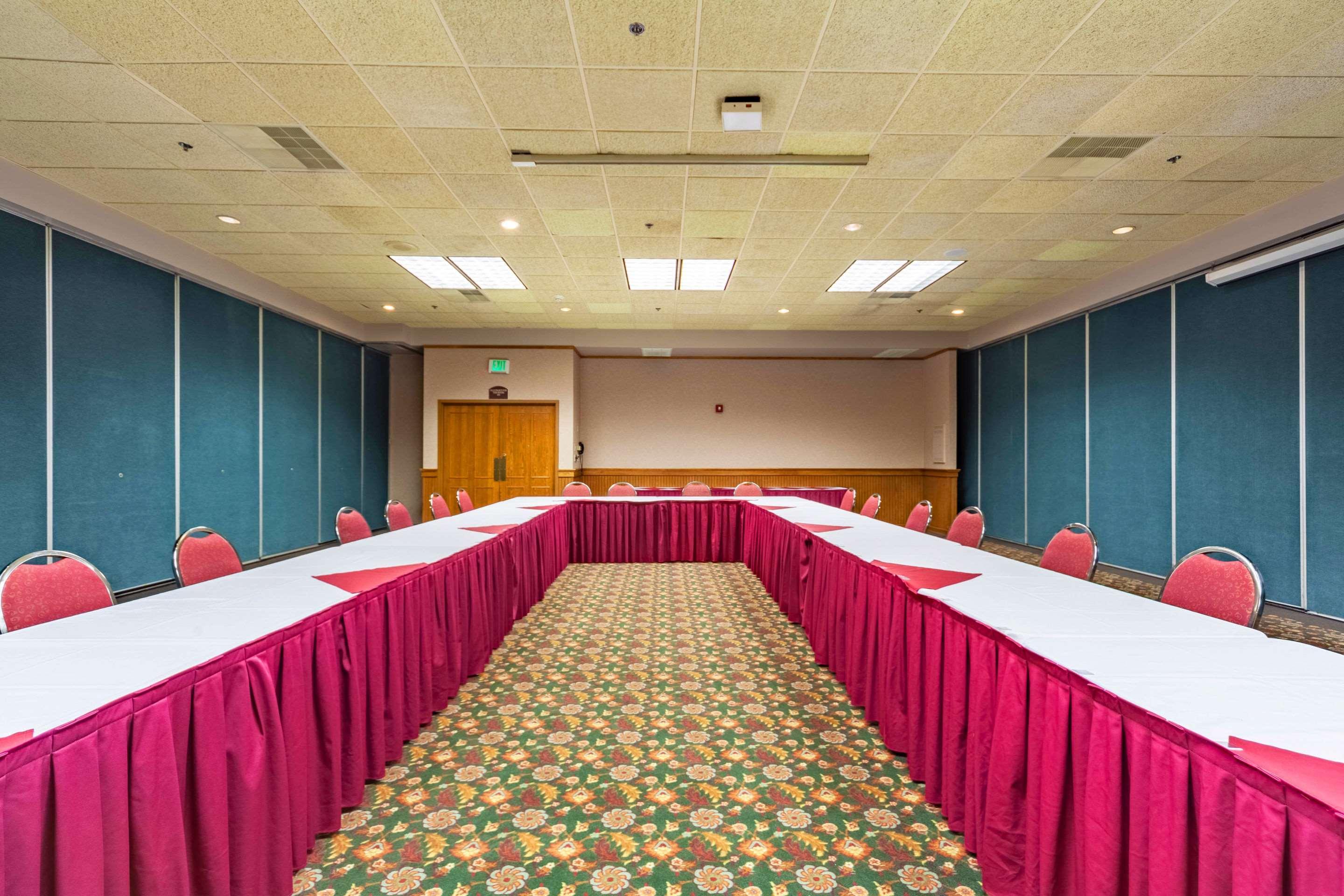 Doniphan Quality Inn And Conference Center I-80 Grand Island מראה חיצוני תמונה