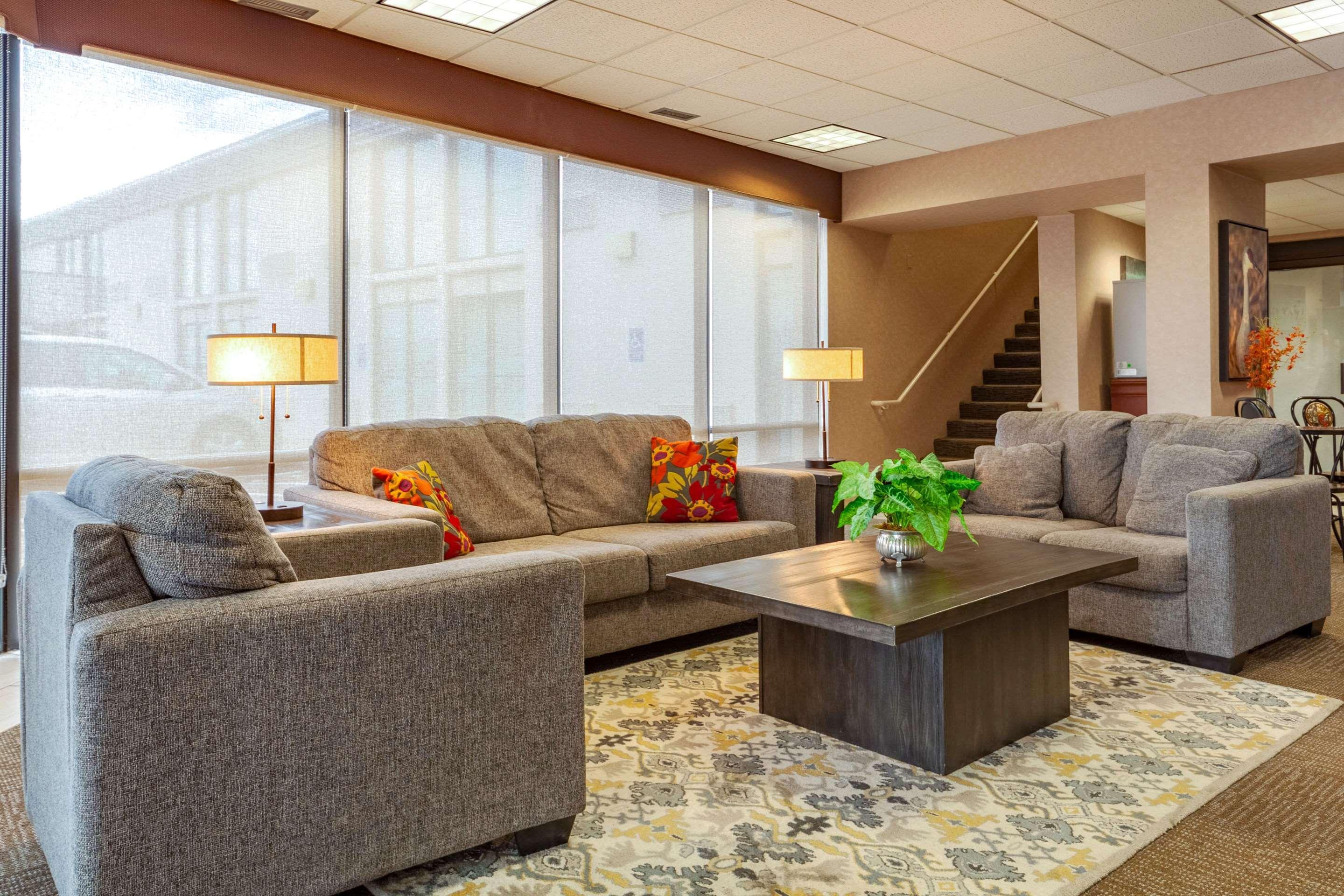 Doniphan Quality Inn And Conference Center I-80 Grand Island מראה חיצוני תמונה