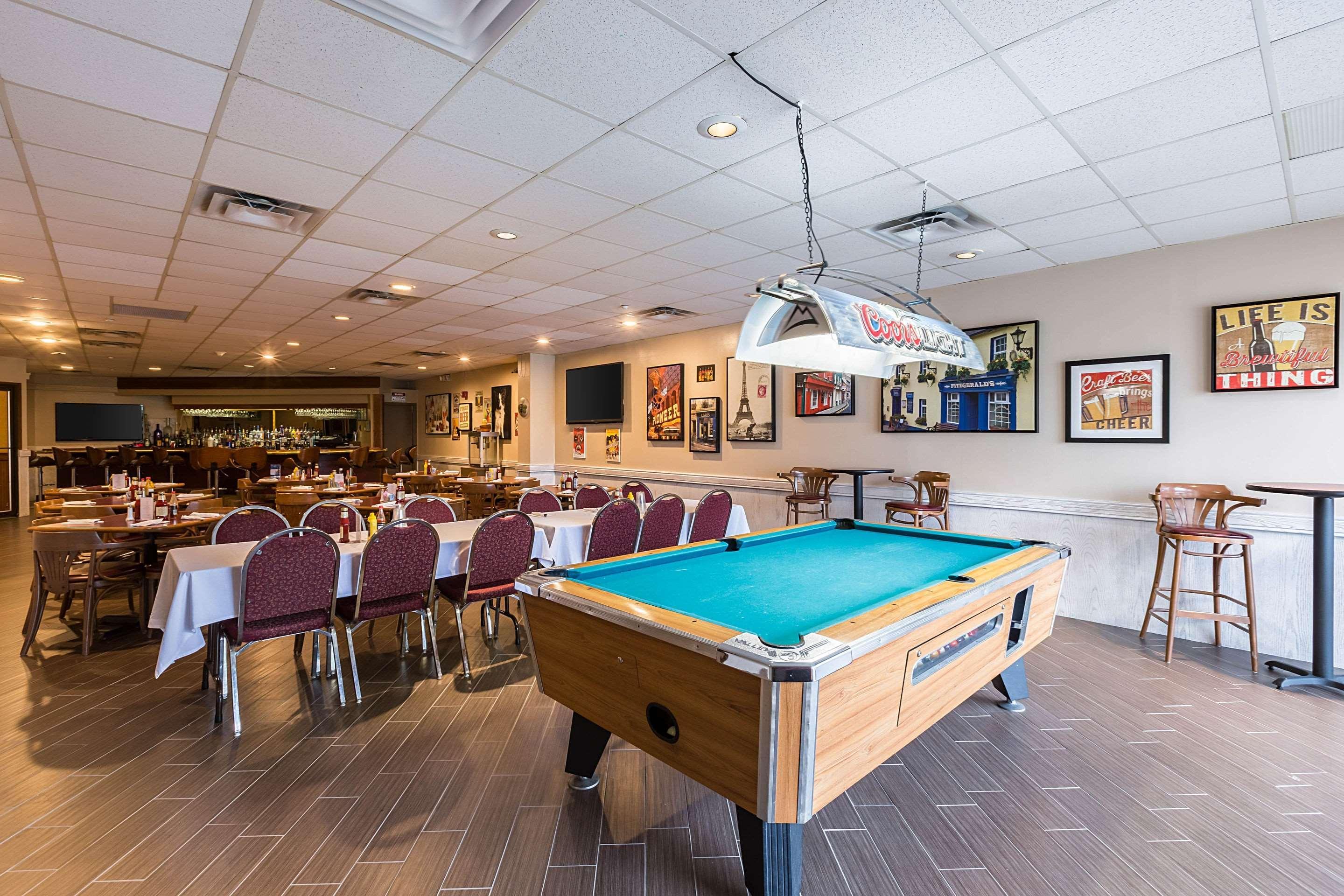 Doniphan Quality Inn And Conference Center I-80 Grand Island מראה חיצוני תמונה