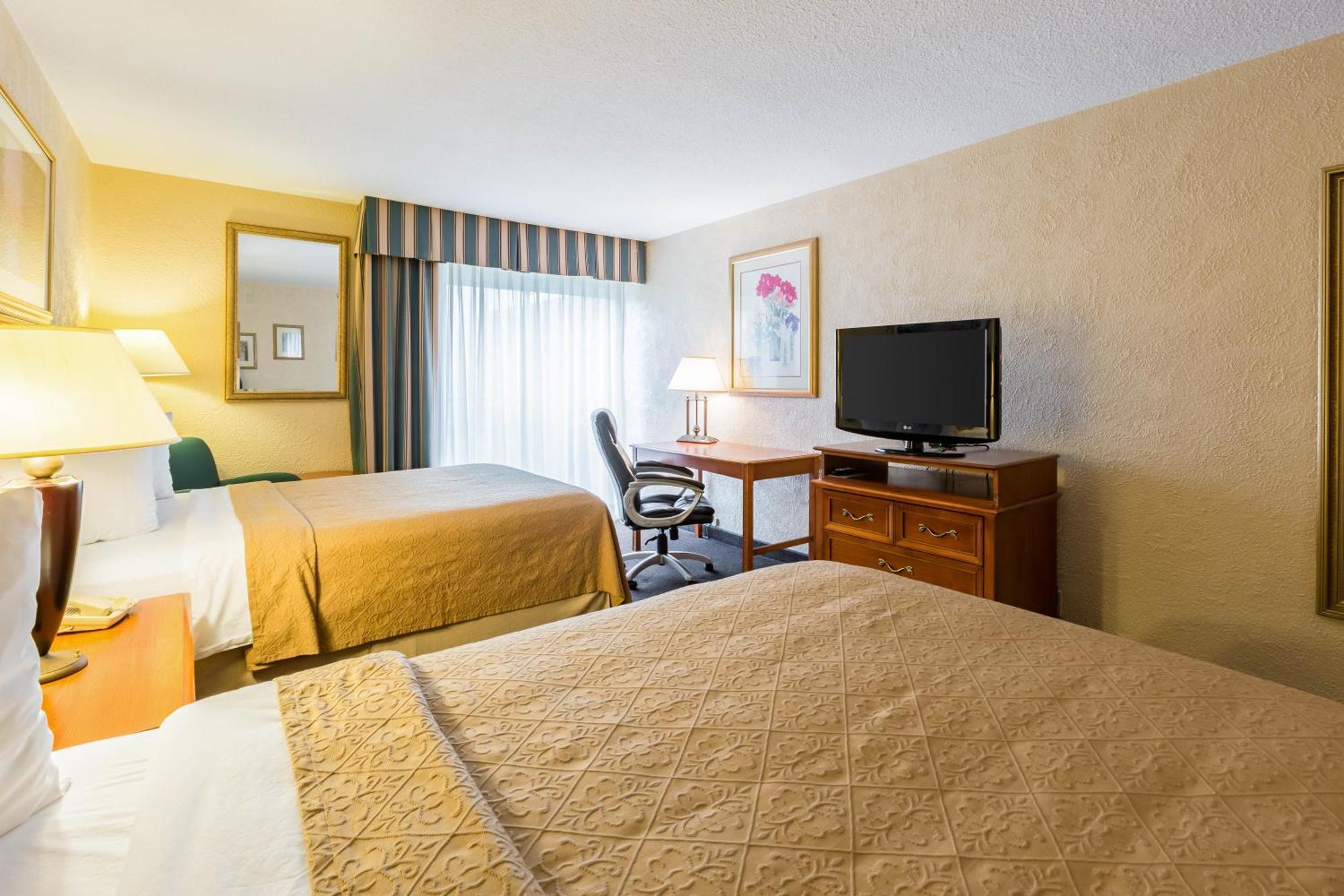 Doniphan Quality Inn And Conference Center I-80 Grand Island מראה חיצוני תמונה