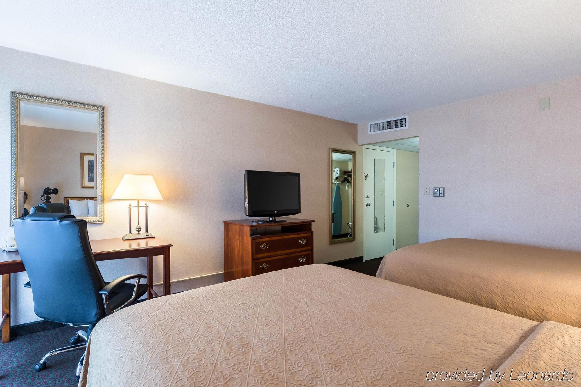 Doniphan Quality Inn And Conference Center I-80 Grand Island מראה חיצוני תמונה